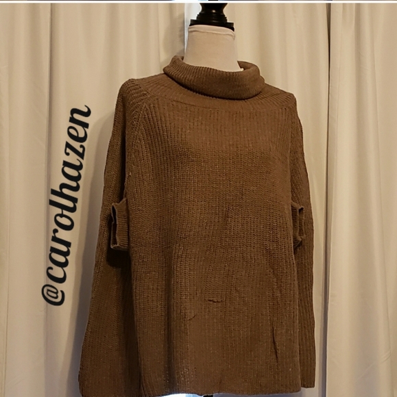 ONE LG LEFT!  NWT Boutique Sweater Cape Brown - Picture 6 of 16